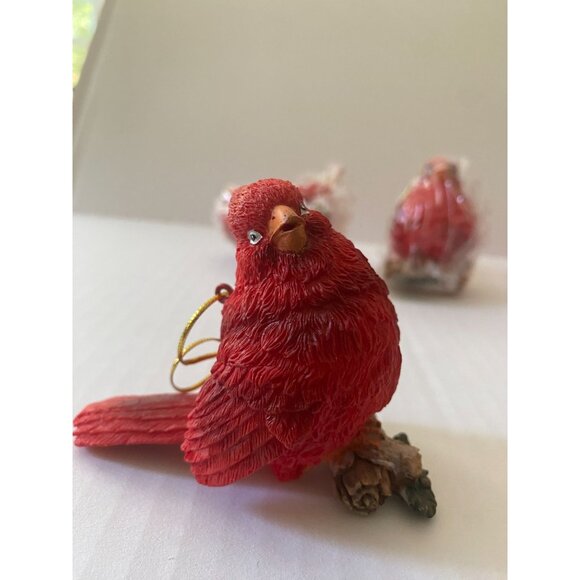 Red Robin 4" Resin Christmas Ornaments, Hanging and Standing (Qty. 5) - Picture 2 of 7